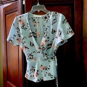 Short sleeve blouse